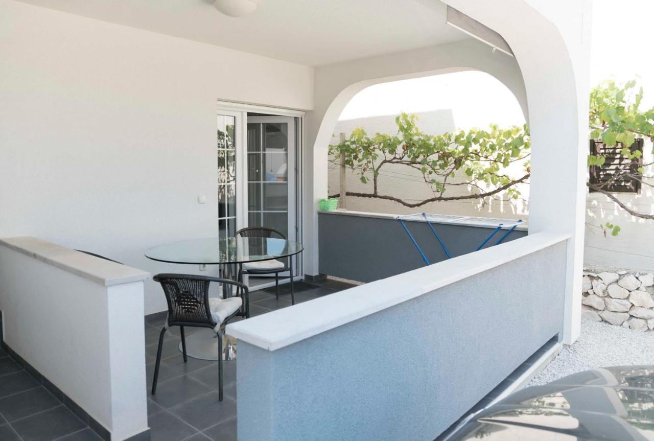 Apartment Franka Vir Ngoại thất bức ảnh